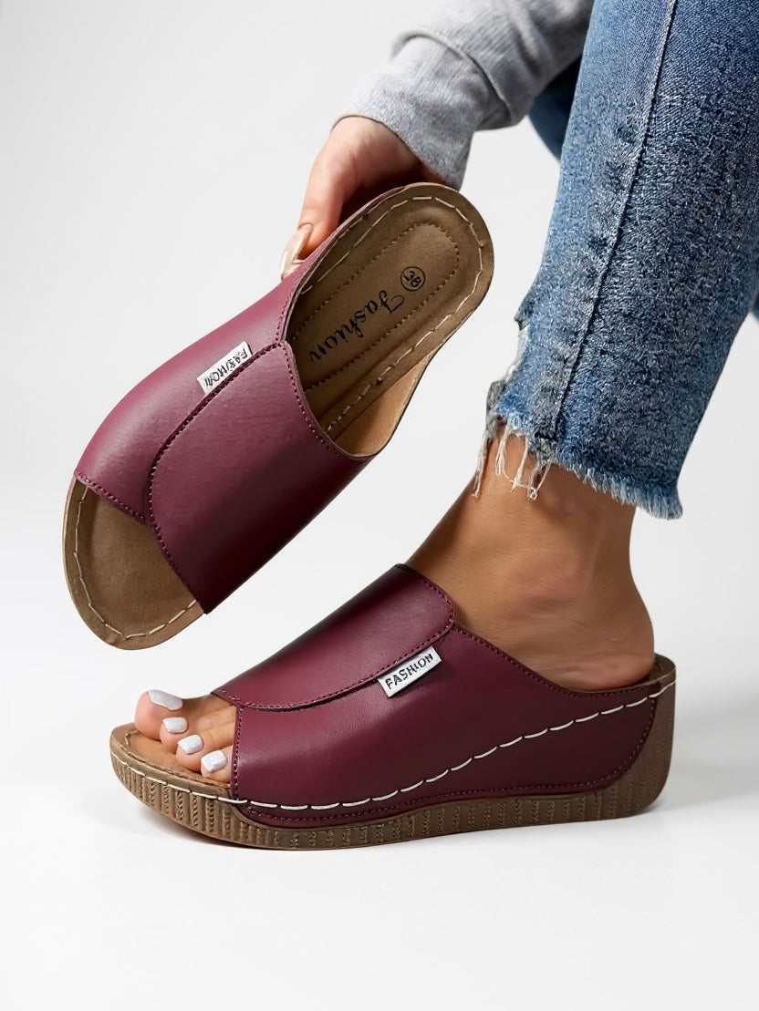 Ramona Platform Slides — Casuarina